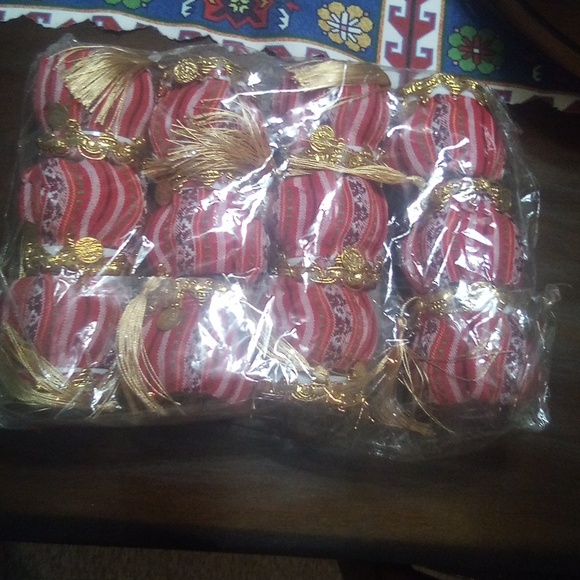 Decorative small jars can be used as party favors - Picture 4 of 6